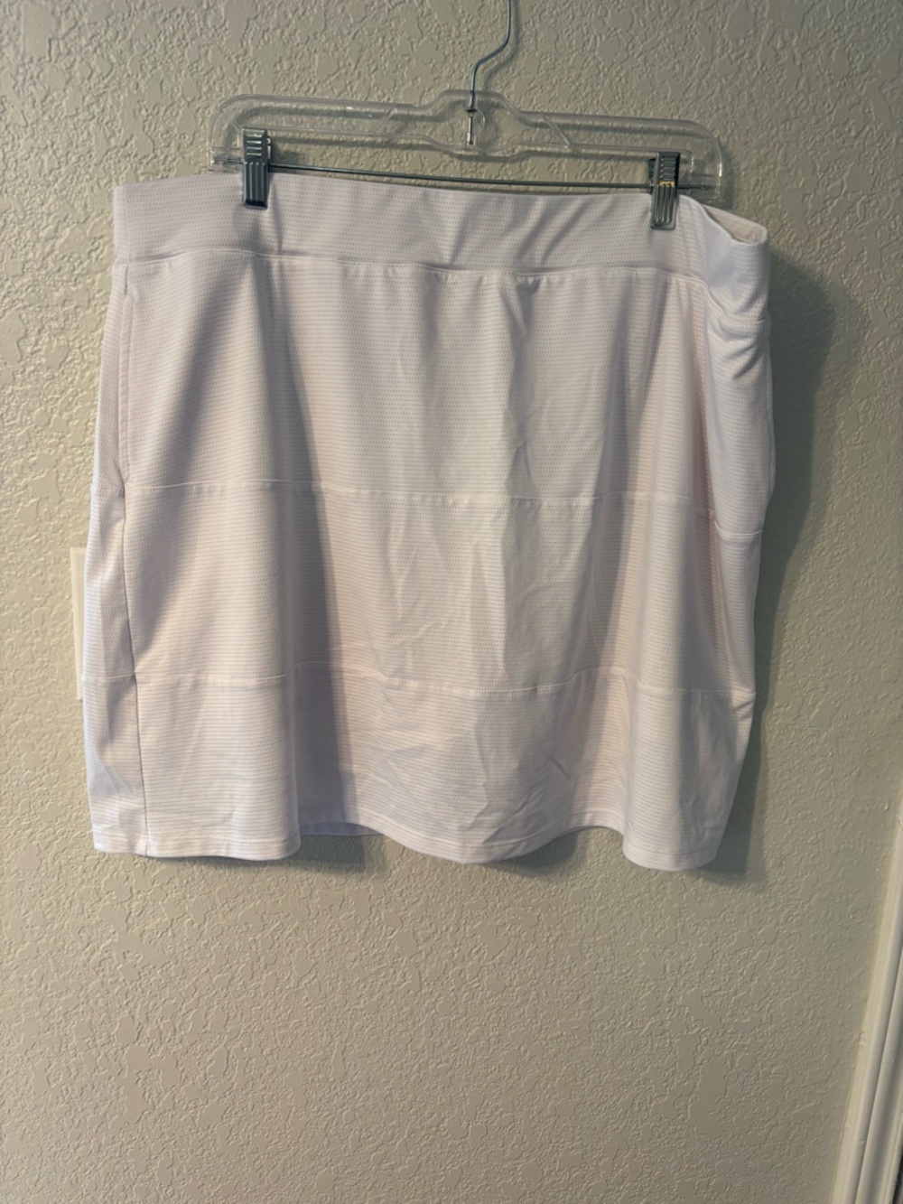 Women’s Lightweight White Skort - Casual Athletic Skirt